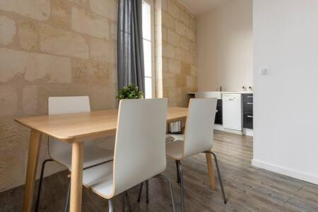 Apartamento T2 Place De Lerme