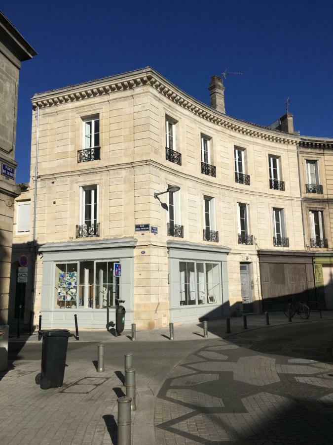 T2 Place De Lerme Apartamento